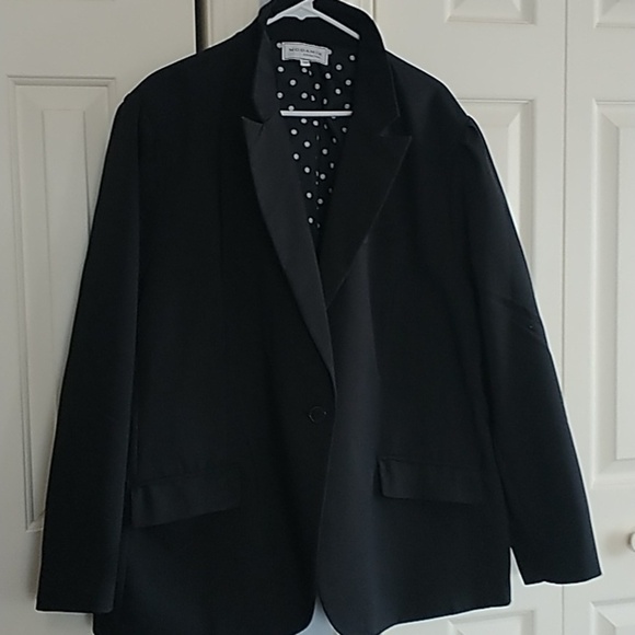 Brandon Thomas Jackets & Blazers - Brandon Thomas Modamix Black Classic Blazer w Polka dot lining 28W
